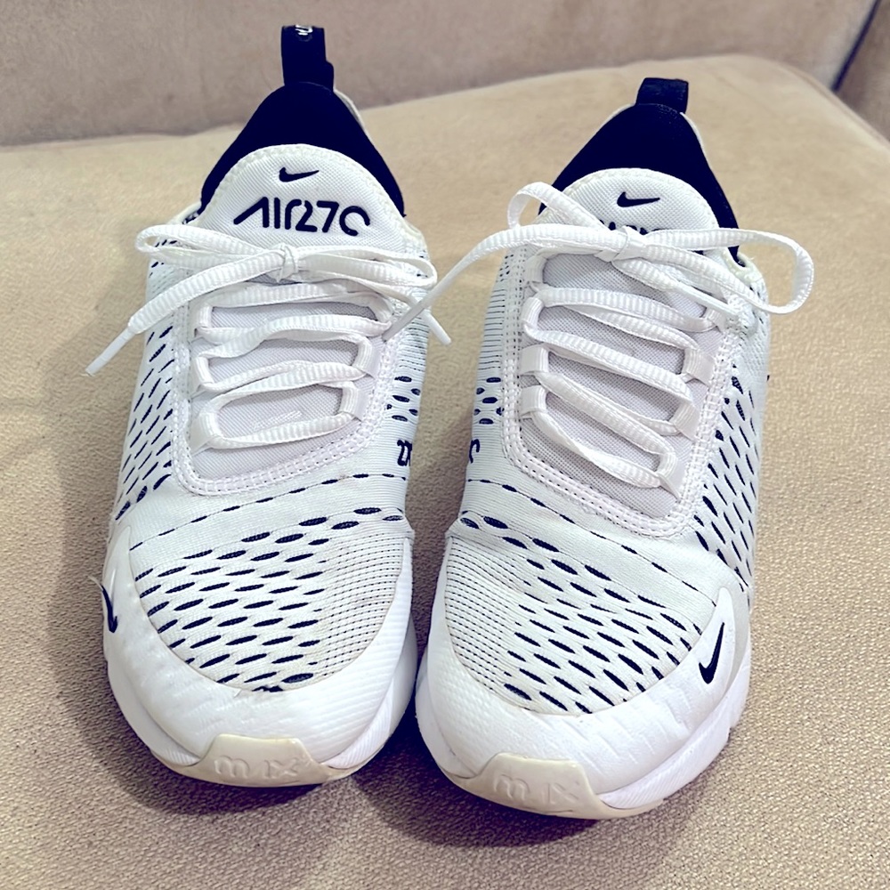 Nike 270 women’s size 7